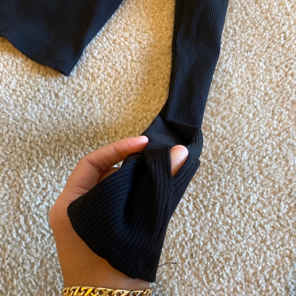 NWT 🏷 BLK ZIP UP LONG SLEEVE TOP 🖤 - Picture 3 of 6